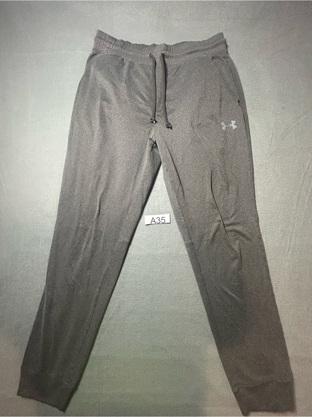 Under Armour Men's Dark Gray Athletic Joggers